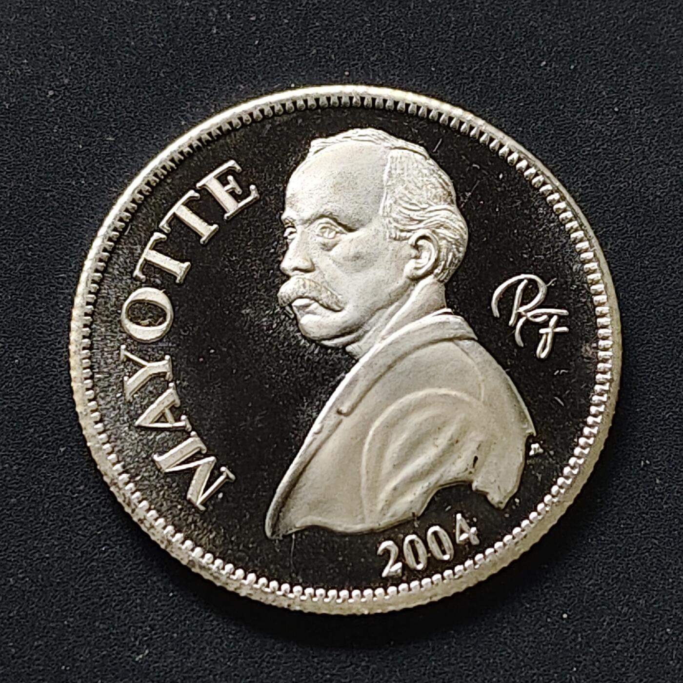 【全场包邮】纯粹捡漏拍498场-持续更新中 【样币】法属马约特2004年1/4欧元雕刻师罗蒂系列母亲精制纪念银样币【7.8克99.9%，估算纯银价约218元（按28元/克银价核算）】