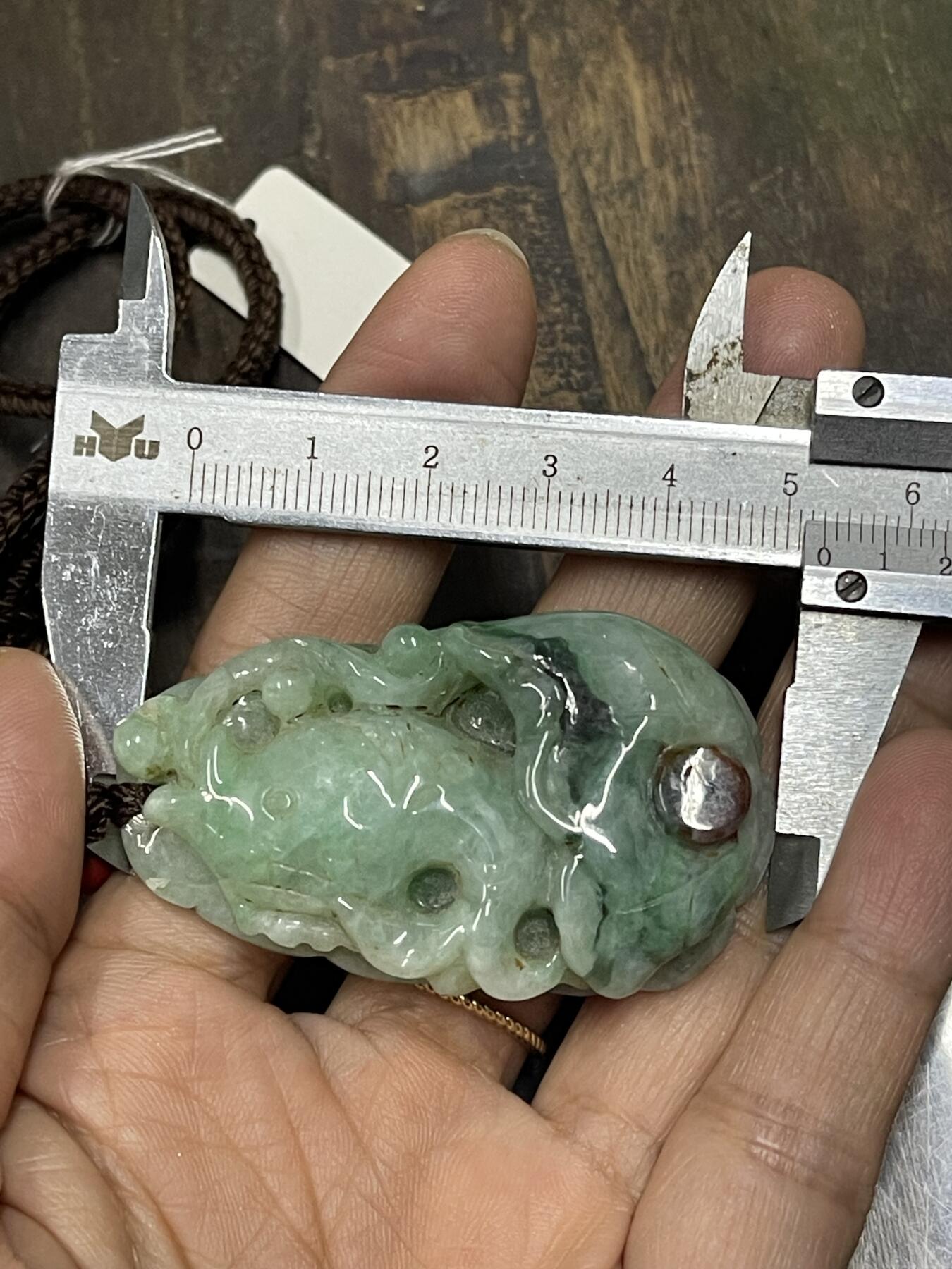 喵了个咪的第二期玉器杂项拍卖 翡翠鱼挂坠