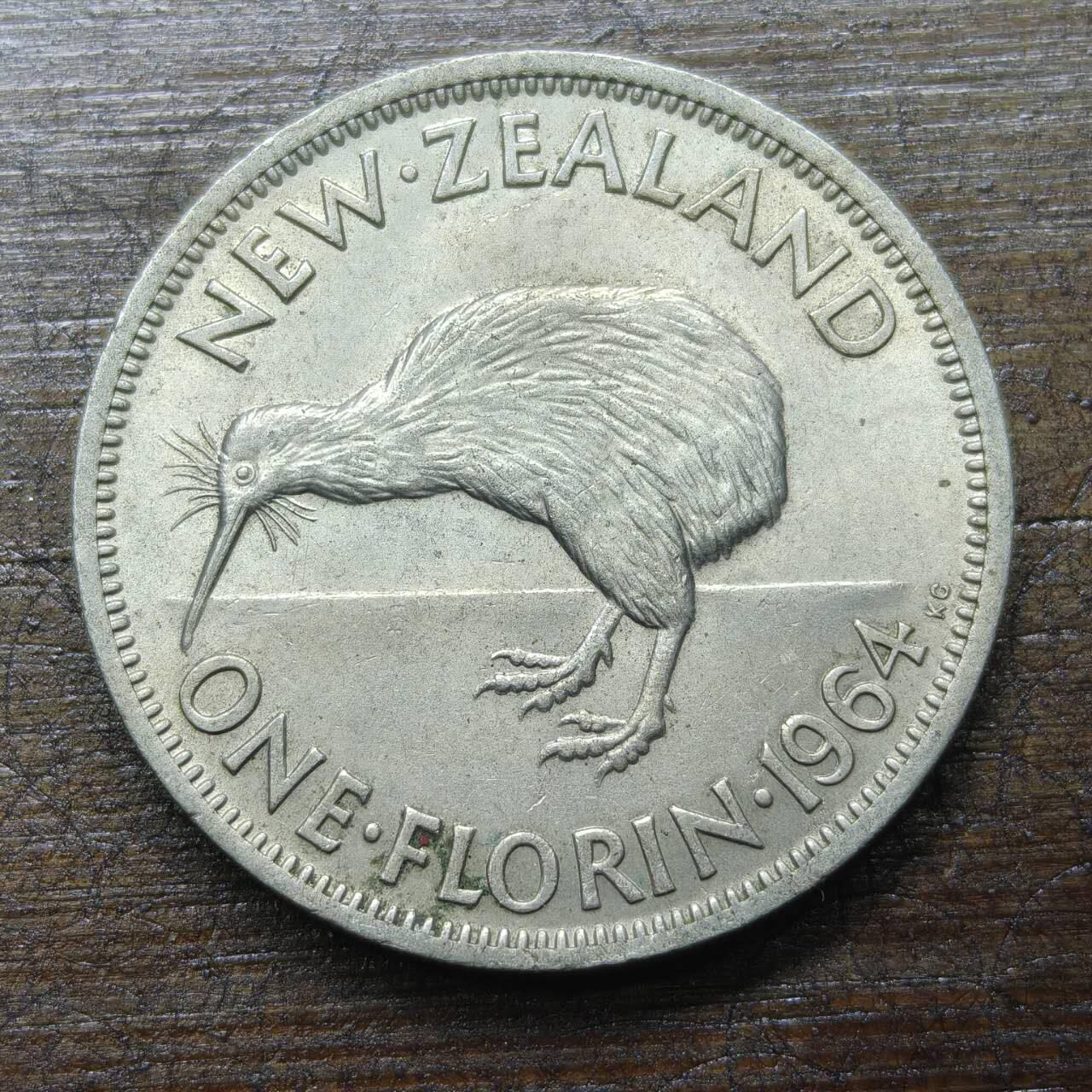 【铜匠收藏】★第142★散币专场 不寄存，30包邮。不满30元，支付5元运费。《接受代拍 代送NGC评级》 100【无寄存】新西兰 2先令 1964年