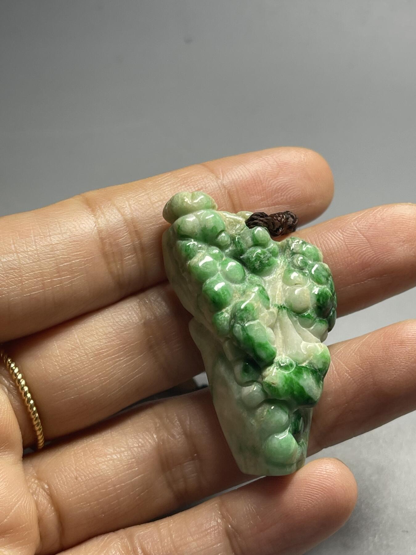 喵了个咪的第二期玉器杂项拍卖 天然翡翠挂件