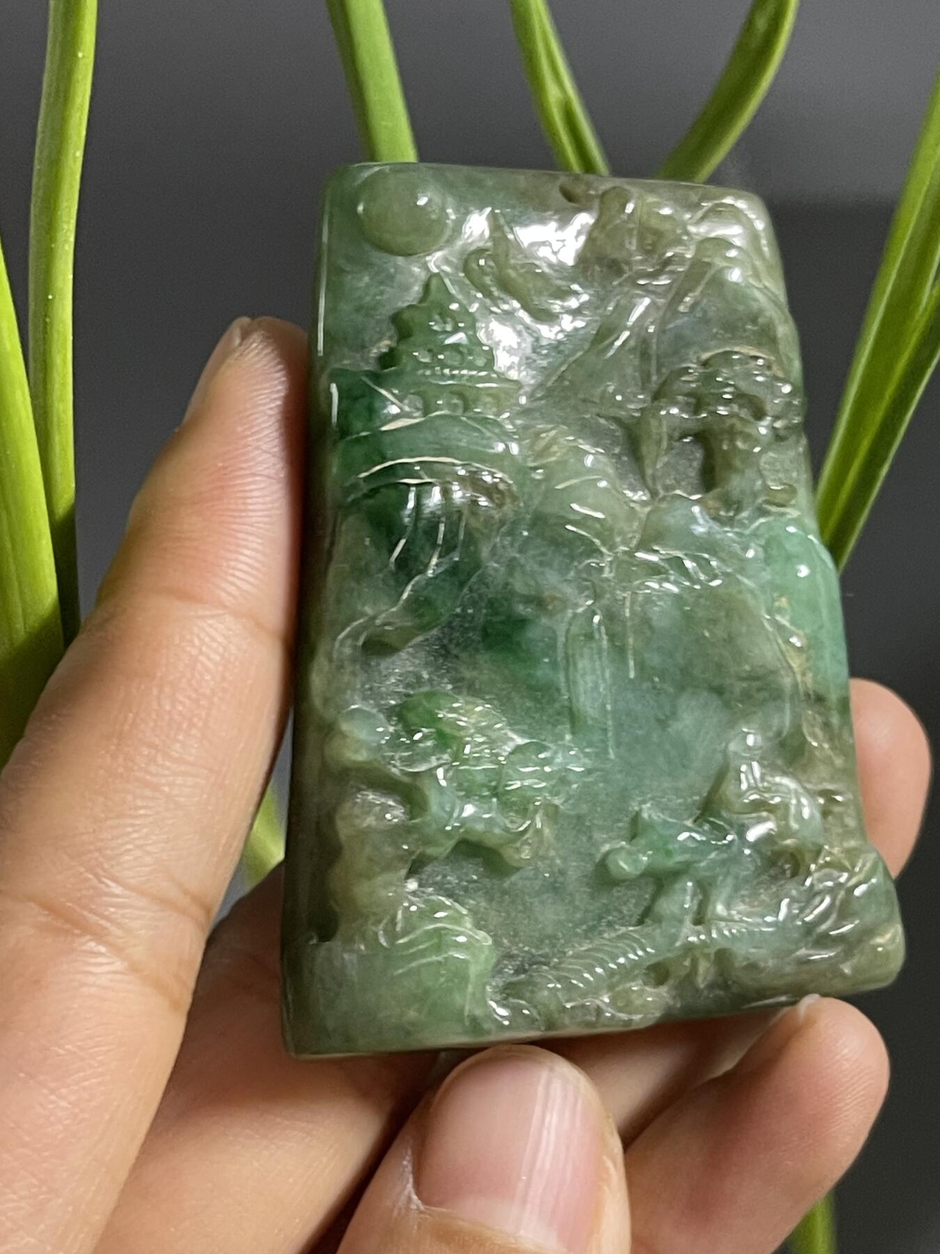 喵了个咪的第二期玉器杂项拍卖 天然翡翠山水牌