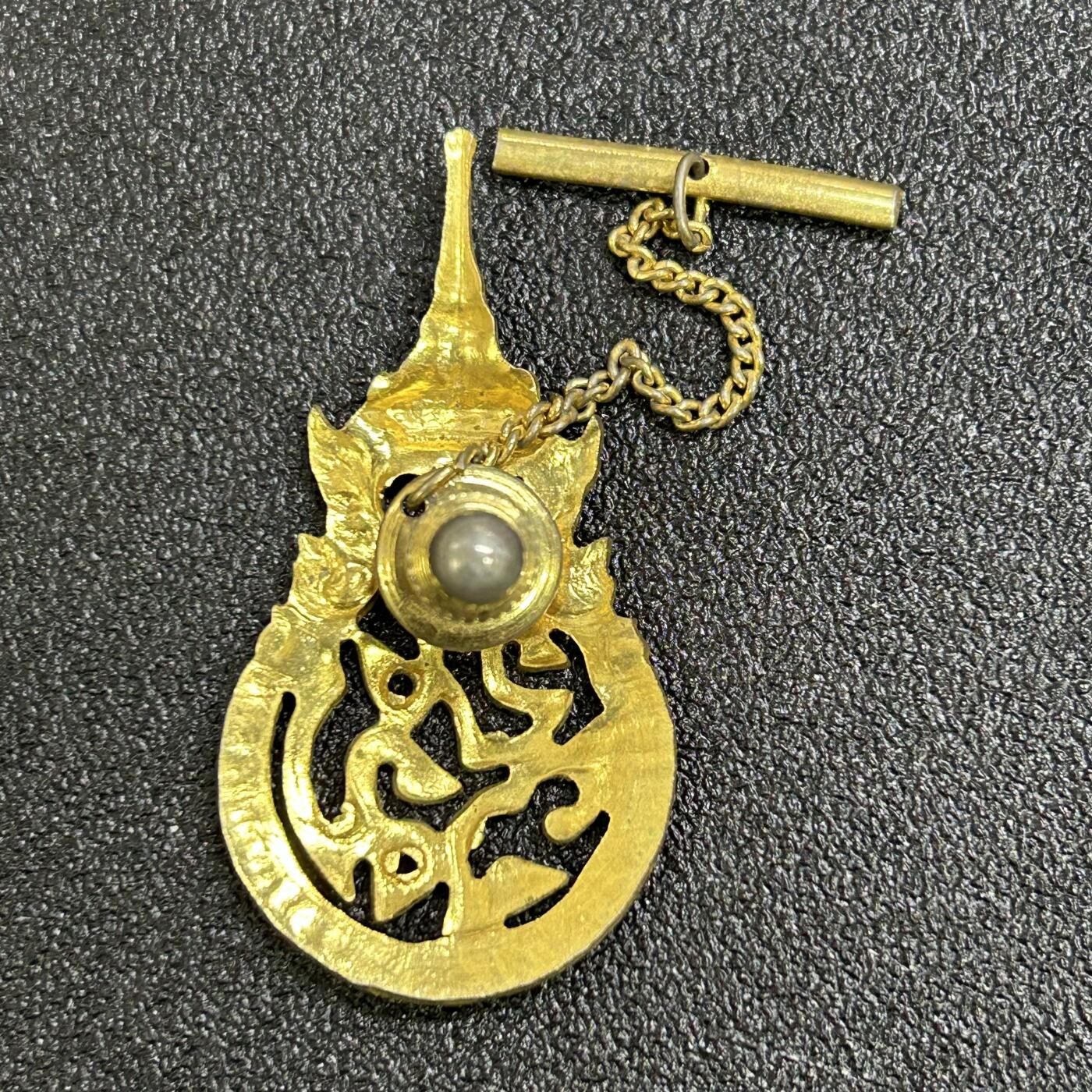 西秦中古拍卖第七十五期 泰国皇家大典纪念胸针 拉玛九世国王时代早期版本