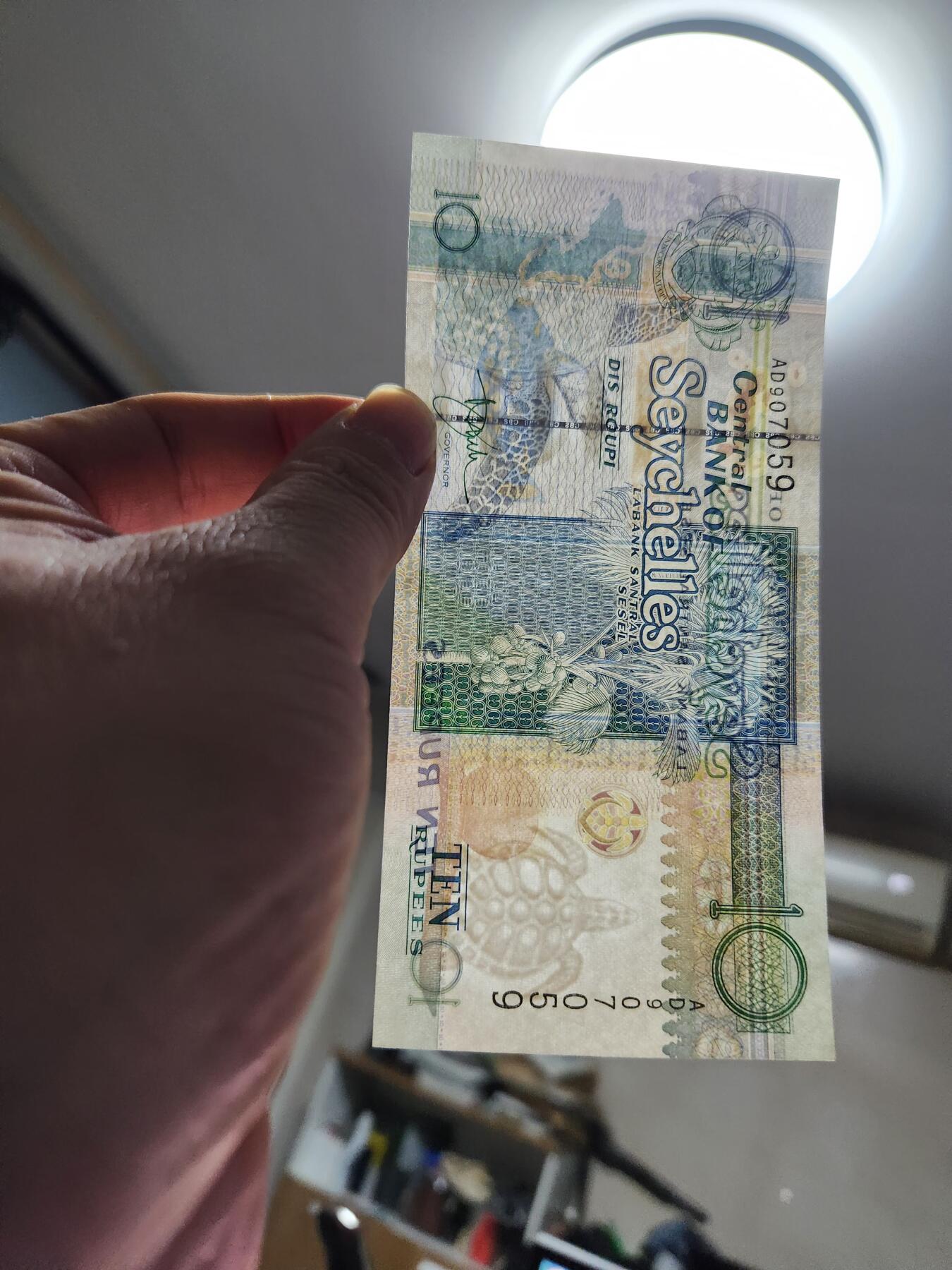 1月29号晚上8点 外国纸币自动截拍第15场