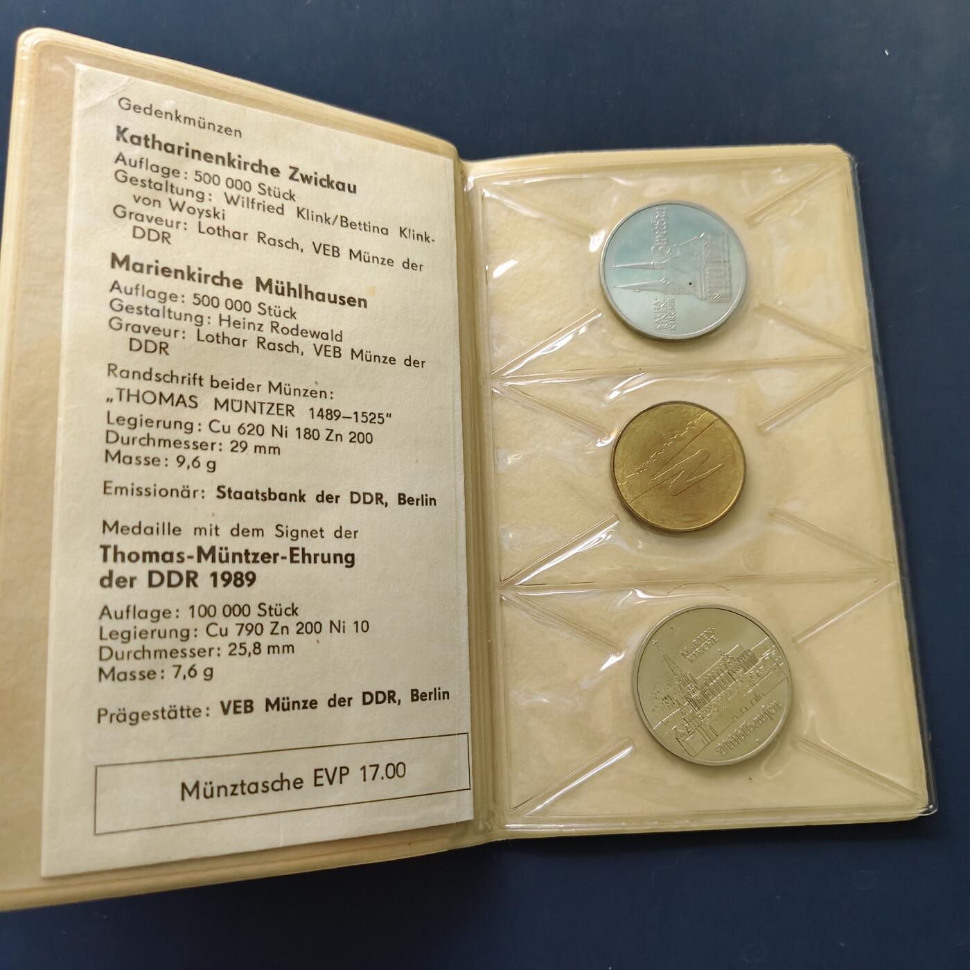 【全场包邮】纯粹捡漏拍498场-持续更新中 民主德国1989年闵采尔诞生500周年官方封装2币1章纪念套币