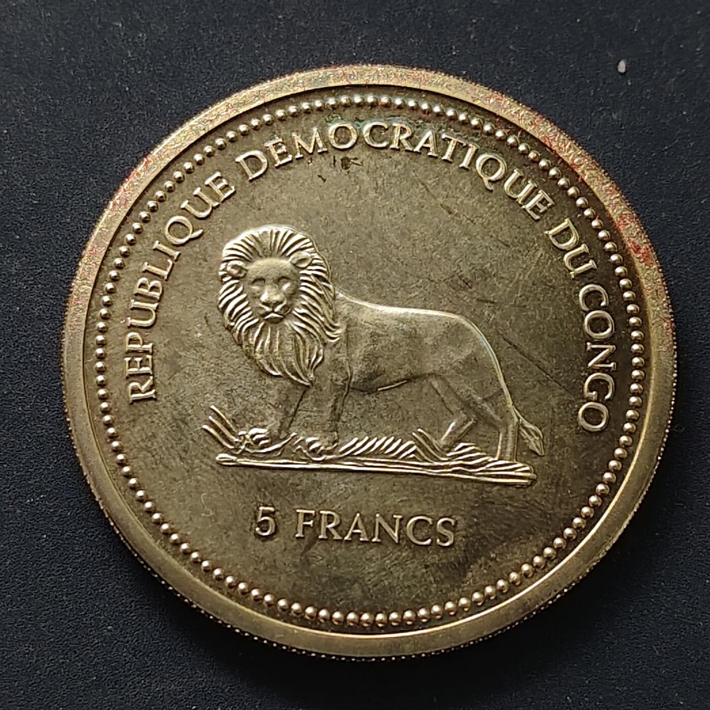 【全场包邮】纯粹捡漏拍498场-持续更新中 【少见】刚果2005年5法郎动物保护系列蝙蝠鲳幻彩纪念币-量5000