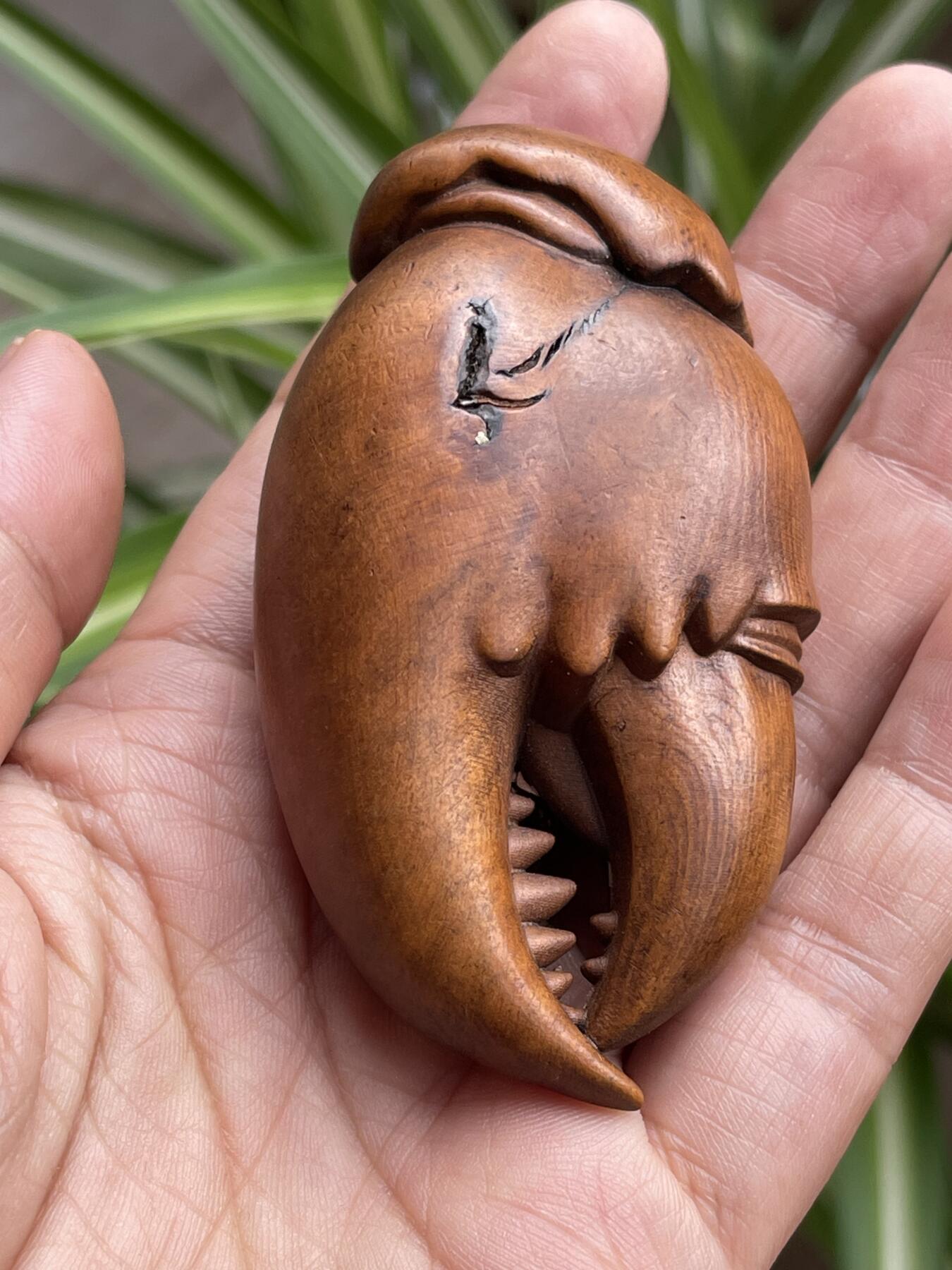 喵了个咪的第三期木器杂项小摆件拍卖 黄杨木蟹钳手