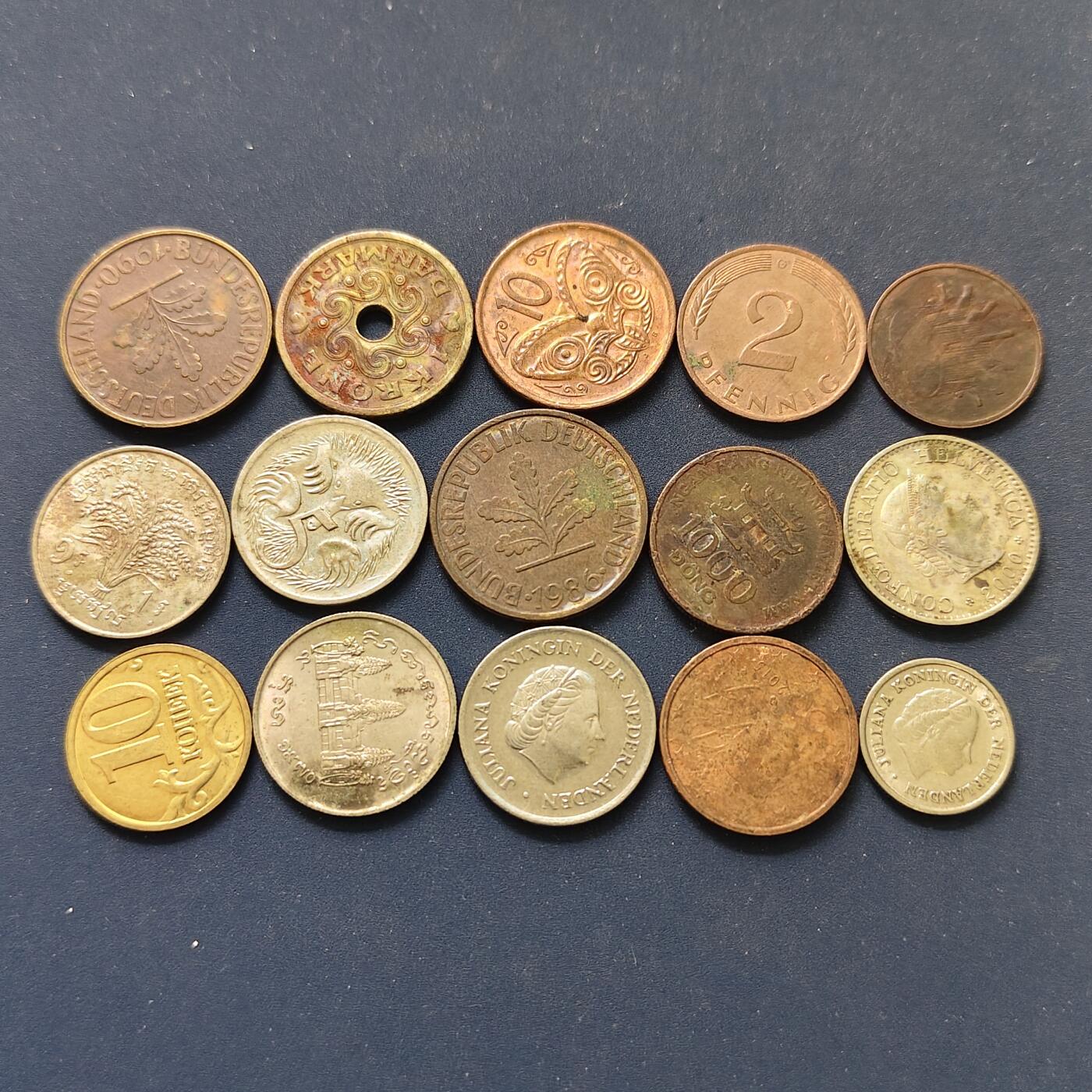 【全场包邮】纯粹捡漏拍498场-持续更新中 世界各国各年份散币O组-15枚一组-柬埔寨+澳大利亚+德国+丹麦等