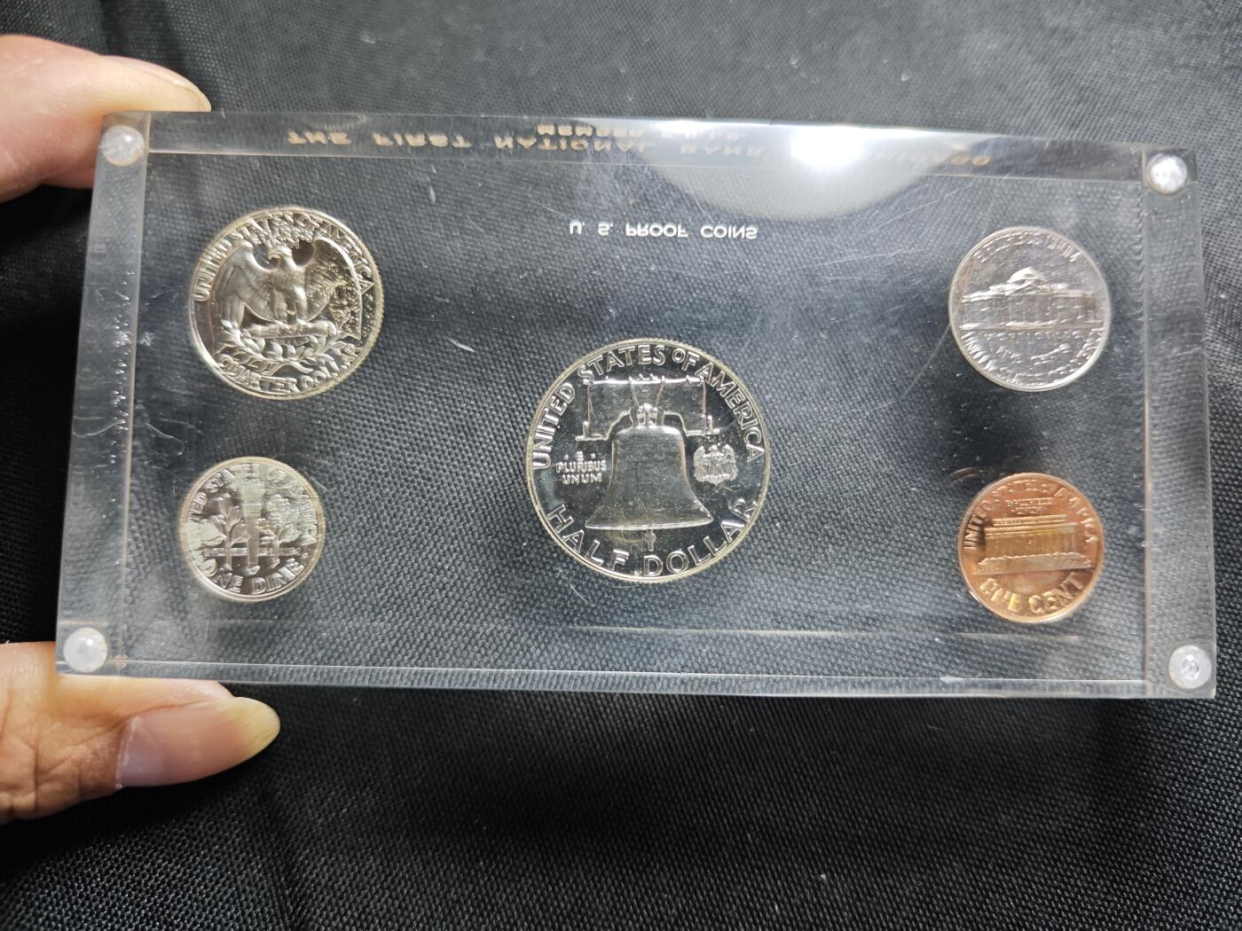 KK钱币收藏小铺  第400期  百期特拍（四拍之四）2月预留时间 周末发货  1963美国精制套币摆件 含3枚精制高银银币！