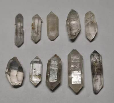 七河·世界币章矿标杂件每周小拍（总第36期）（周一结标） - 藏家出品 X729（5） 浅色系云贵闪灵水晶原石一组10件  本件拍品由合作藏家邮寄