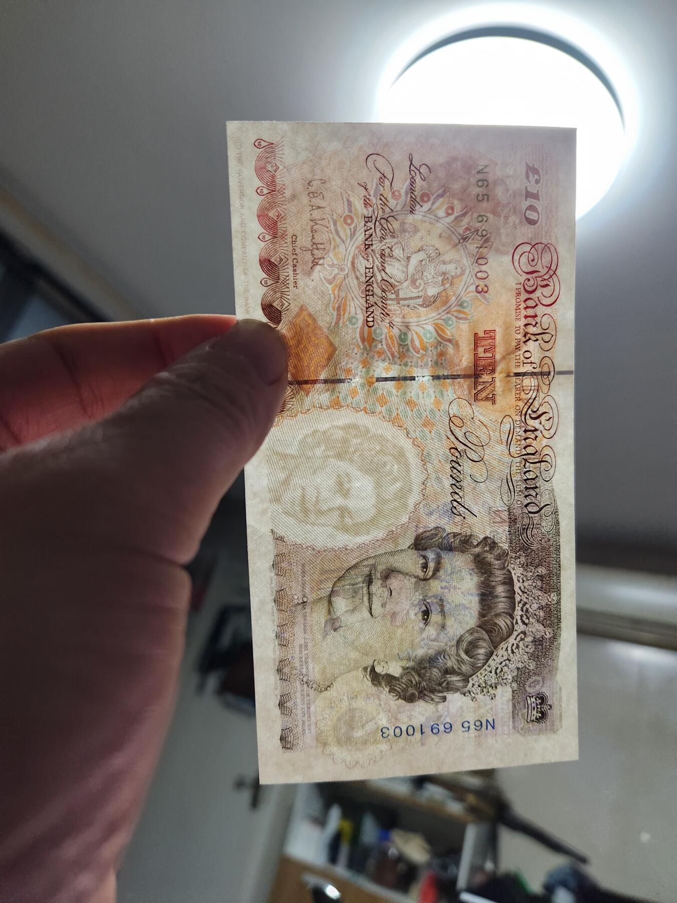 1月29号晚上8点 外国纸币自动截拍第15场 英国10镑 新品