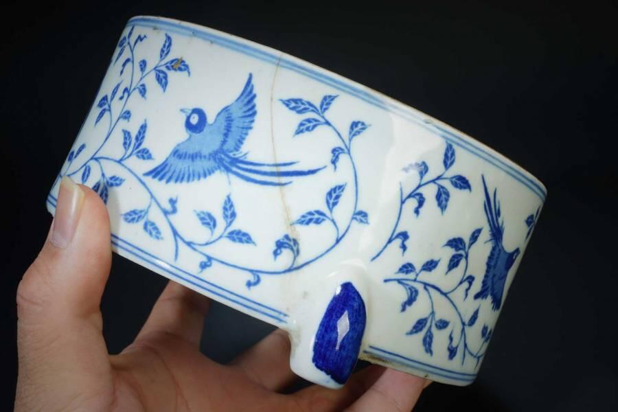 上海都达杂项专场十二（全场包邮】 青花花鸟纹三足盖罐83-60