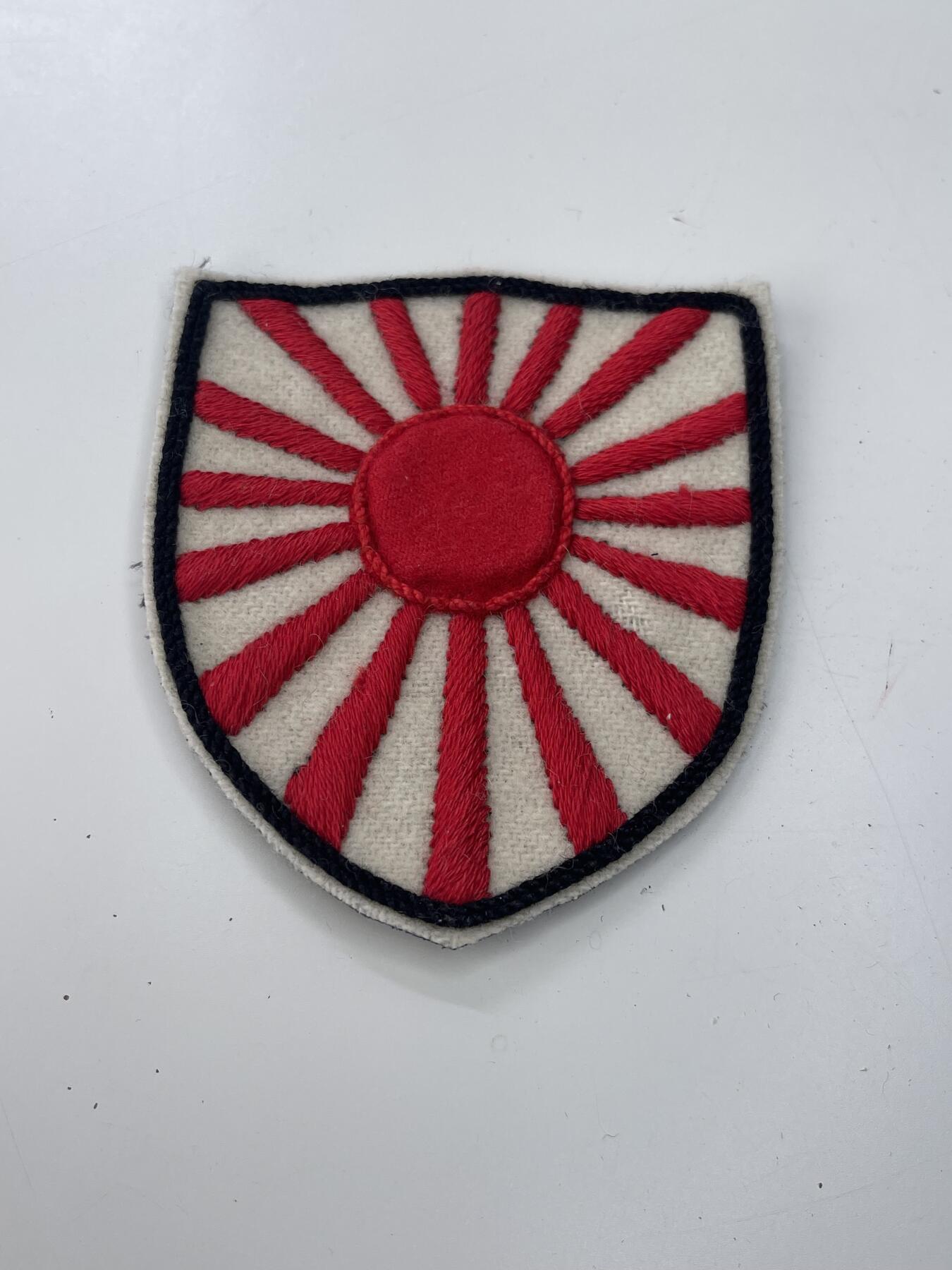 新时代收藏徽章红藏拍卖(第三十场)  徽章纸品证书杂项