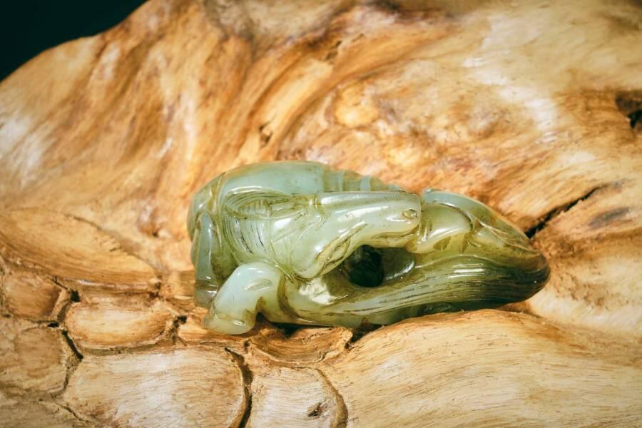 上海都达杂项专场十二（全场包邮】 和田古玉马上有钱手把件89-21