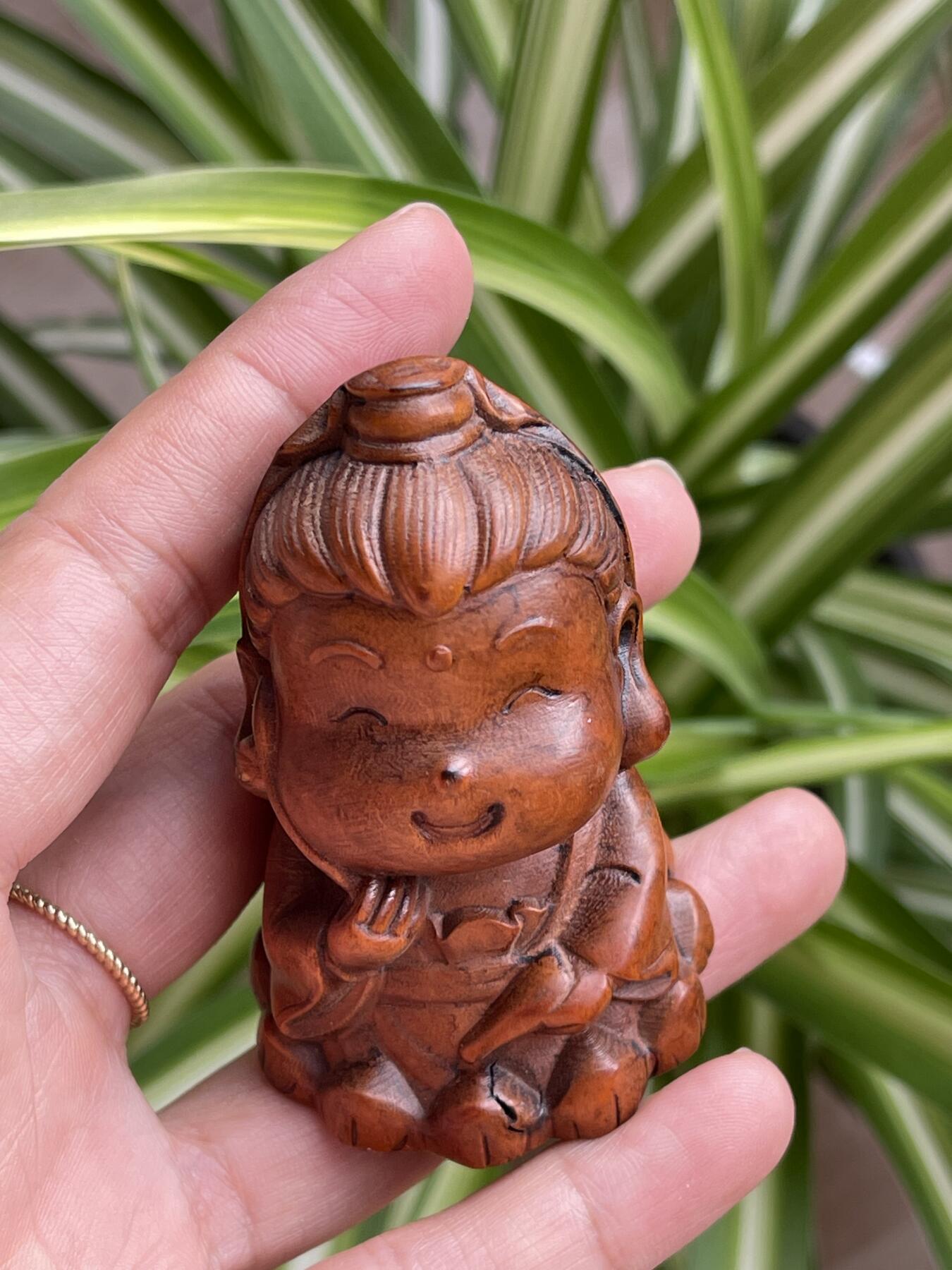 喵了个咪的第三期木器杂项小摆件拍卖 黄杨木Q版观音