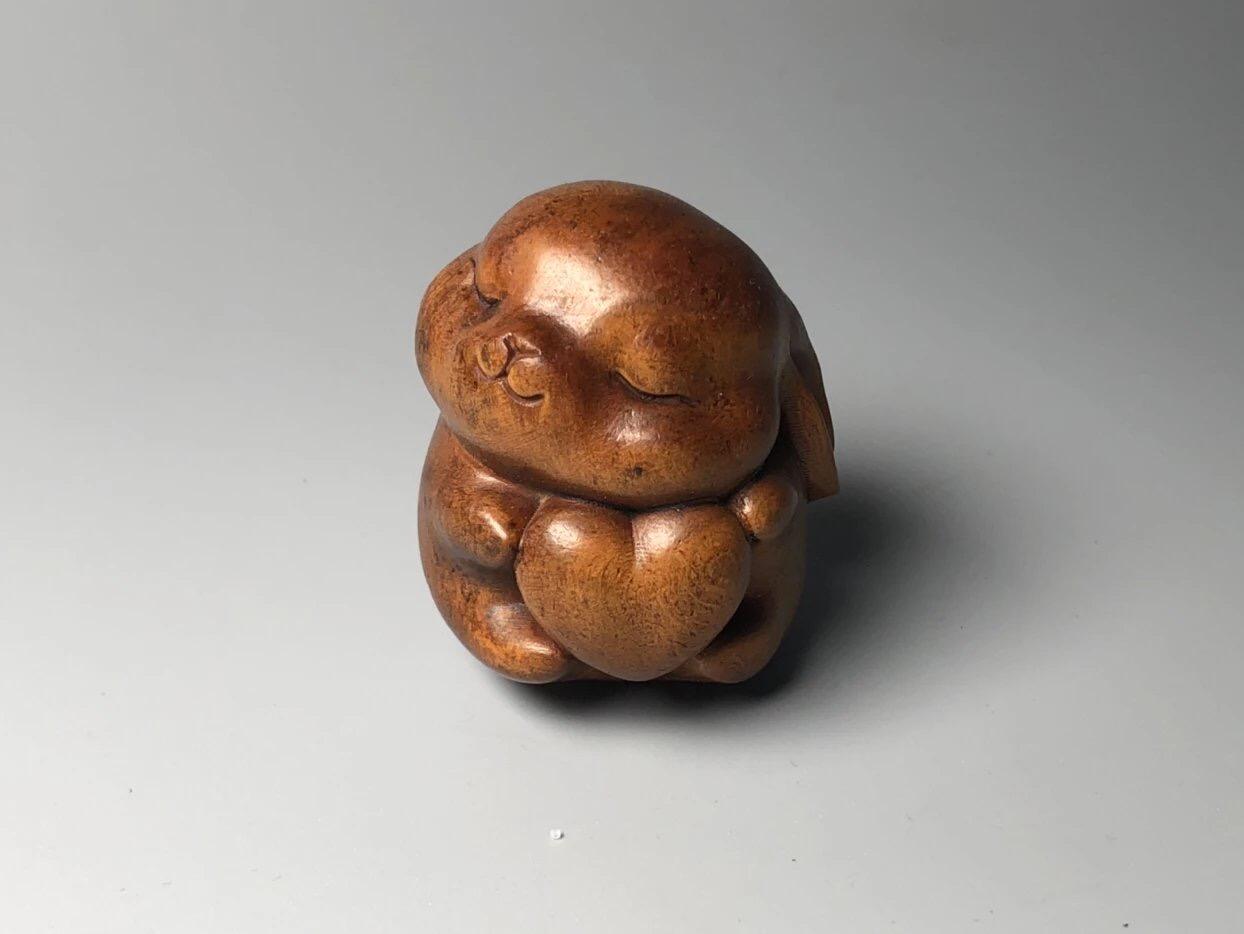 喵了个咪的第三期木器杂项小摆件拍卖 黄杨木小兔子