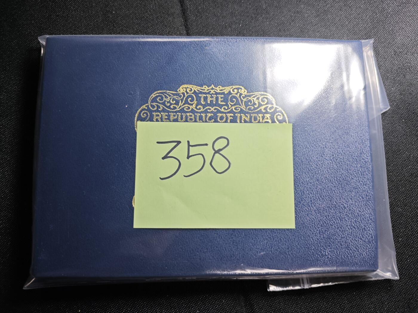 KK钱币收藏小铺  第400期  百期特拍（四拍之四）2月预留时间 周末发货  1973印度官方大小面值精制套币 盒套齐全 有氧化
