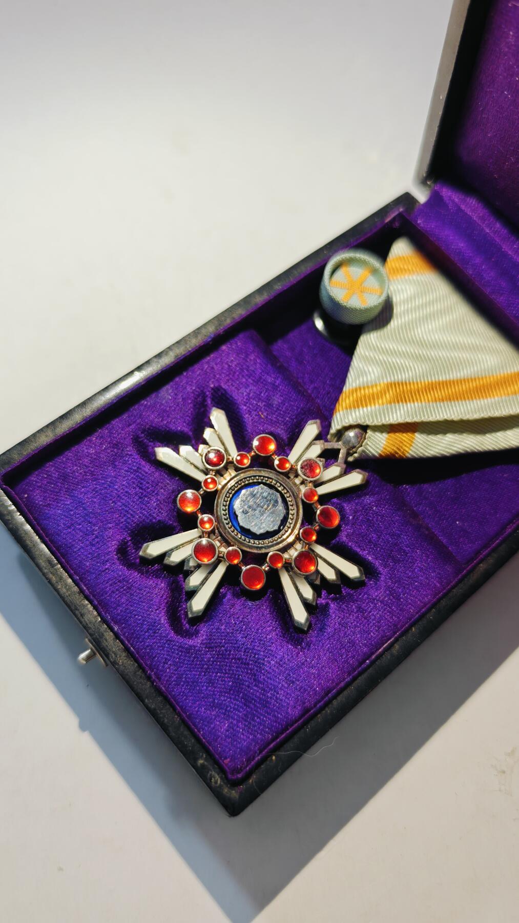 东亚勋章徽章主题拍卖7（80件）