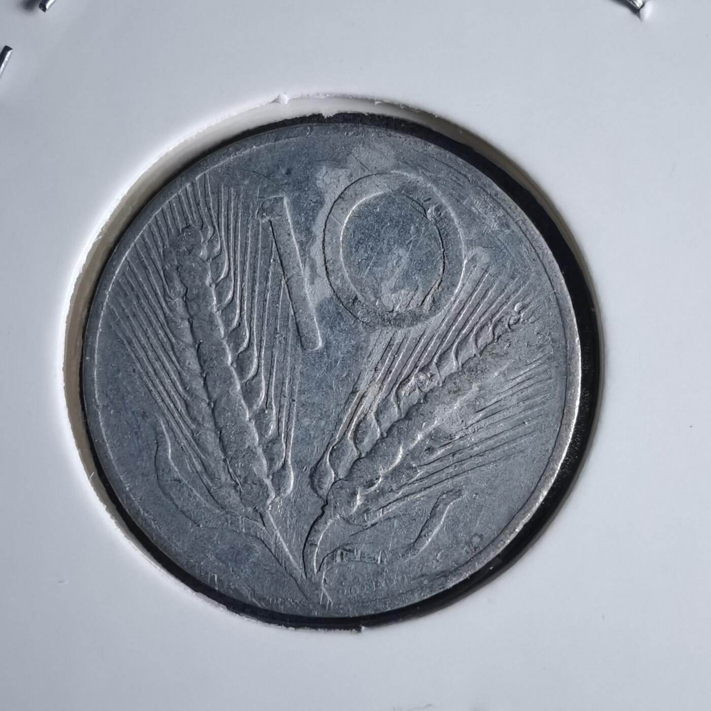 沼泽如烟--第980场 意大利1952年10里拉