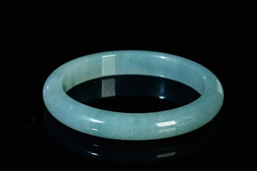 上海都达杂项专场十二（全场包邮】 天然冰晴种飘花翡翠（A货）手镯89-6