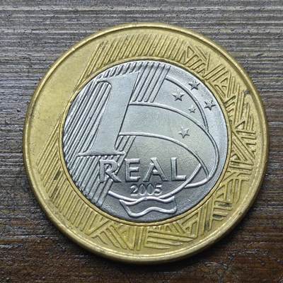 【铜匠收藏】★第142★散币专场 不寄存，30包邮。不满30元，支付5元运费。《接受代拍 代送NGC评级》 - 83【无寄存】巴西 2005年 1雷亚尔 人物双色硬币