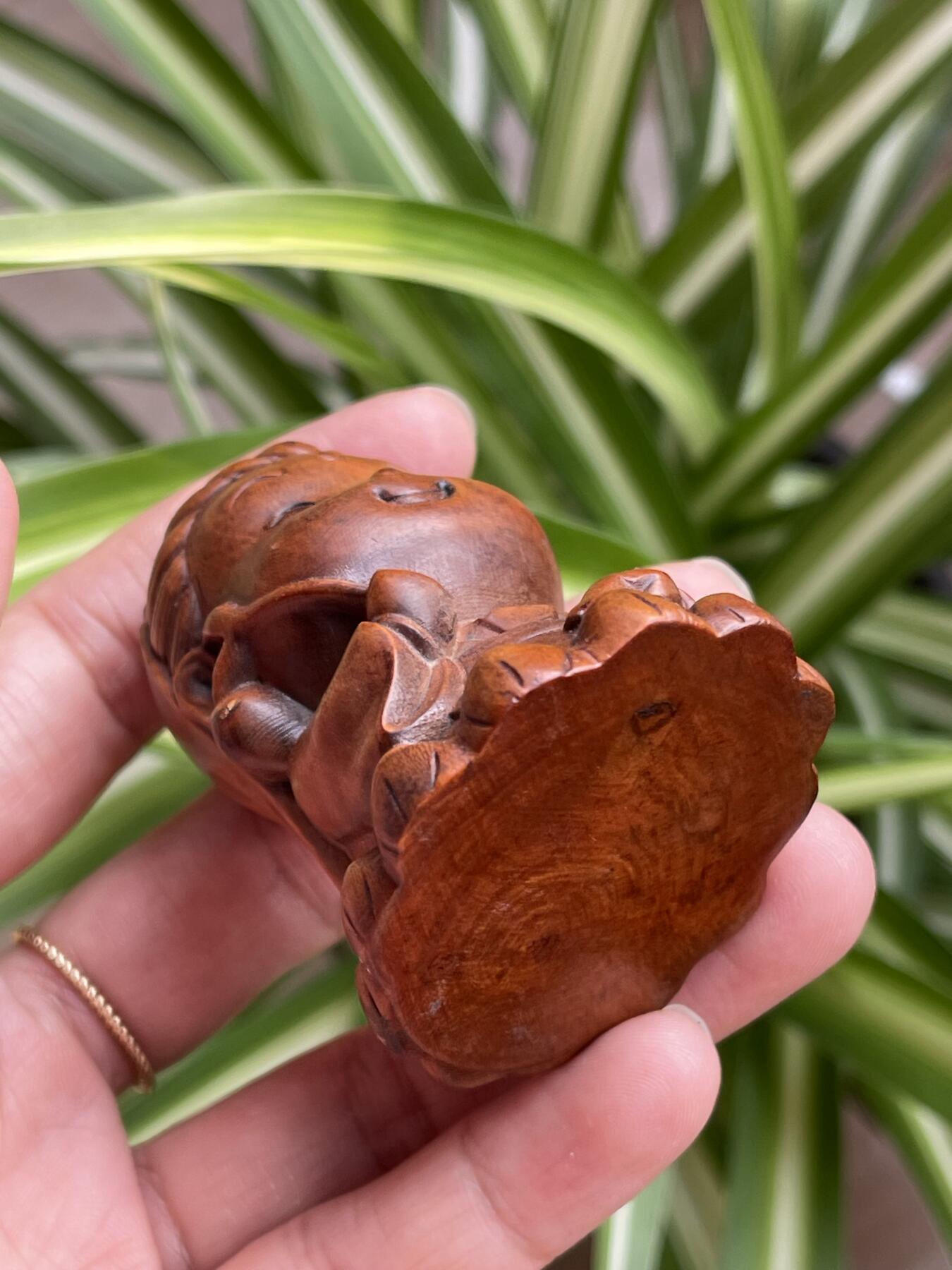 喵了个咪的第三期木器杂项小摆件拍卖 黄杨木Q版观音