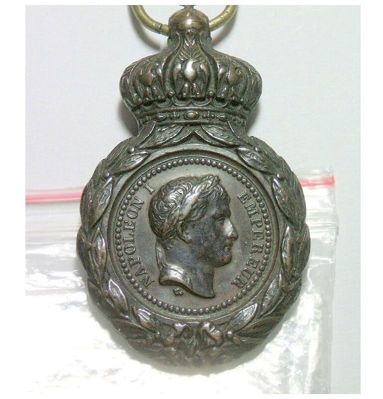 法国1821年 拿破仑金叶冠 高浮雕精制大铜章 带皇冠 32×40MM