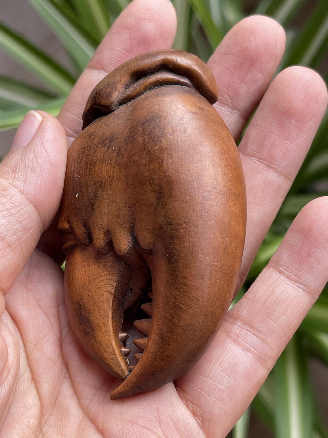 喵了个咪的第三期木器杂项小摆件拍卖 黄杨木蟹钳手