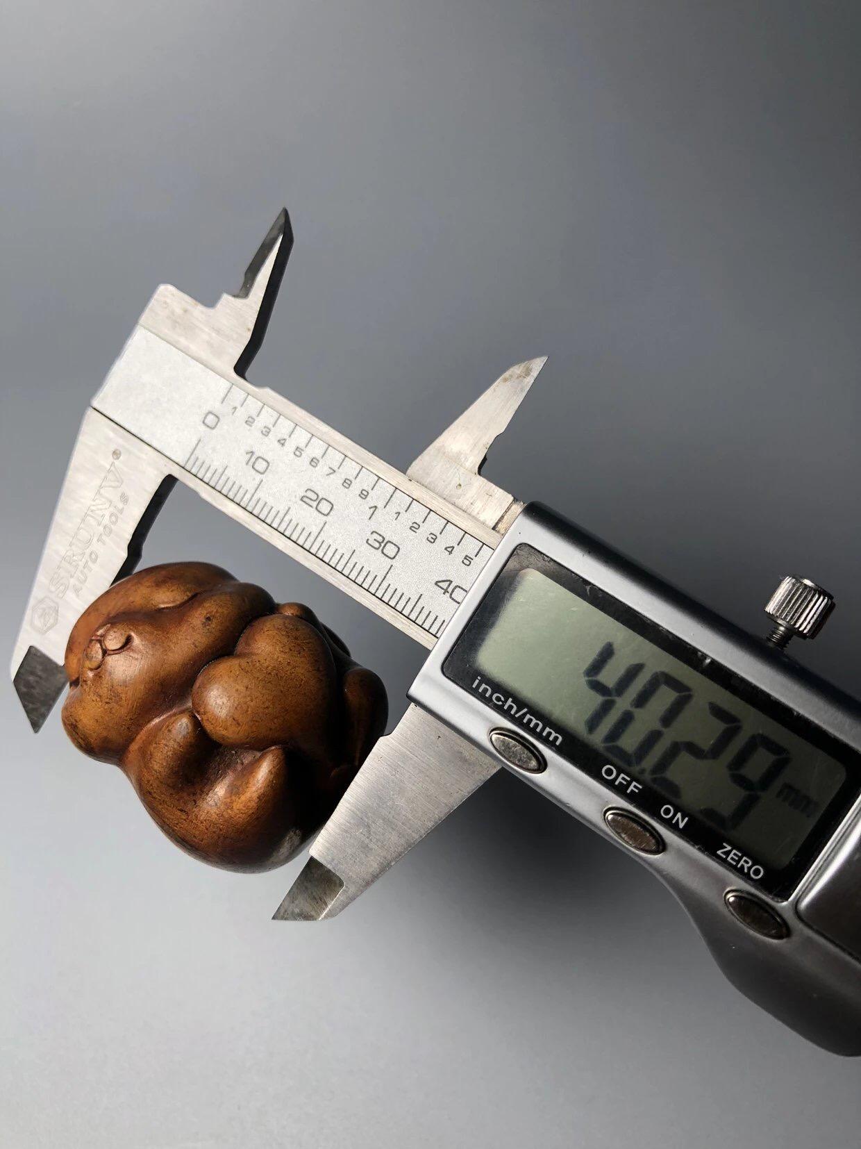 喵了个咪的第三期木器杂项小摆件拍卖 黄杨木小兔子