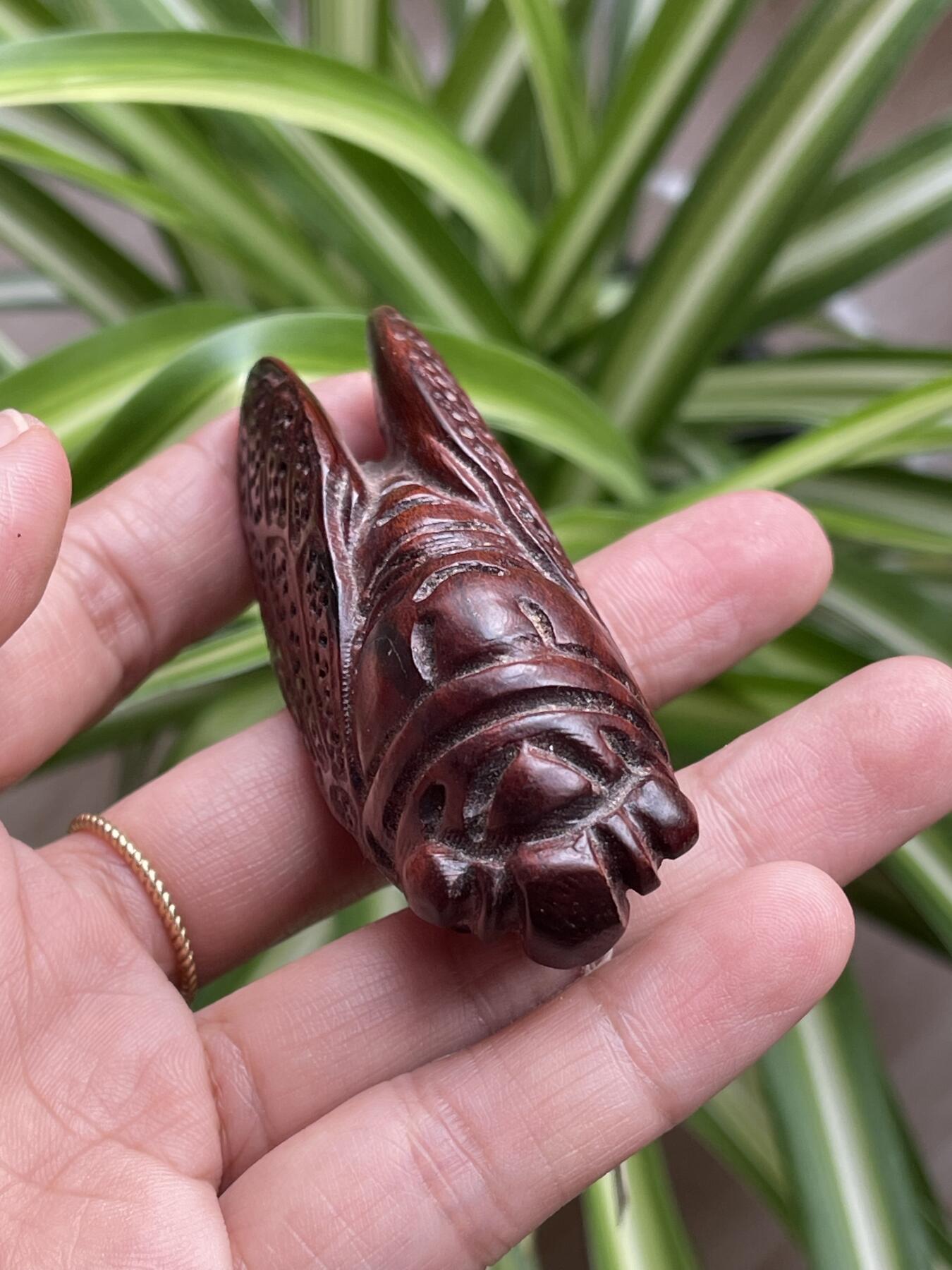 喵了个咪的第三期木器杂项小摆件拍卖 红酸枝一鸣惊人