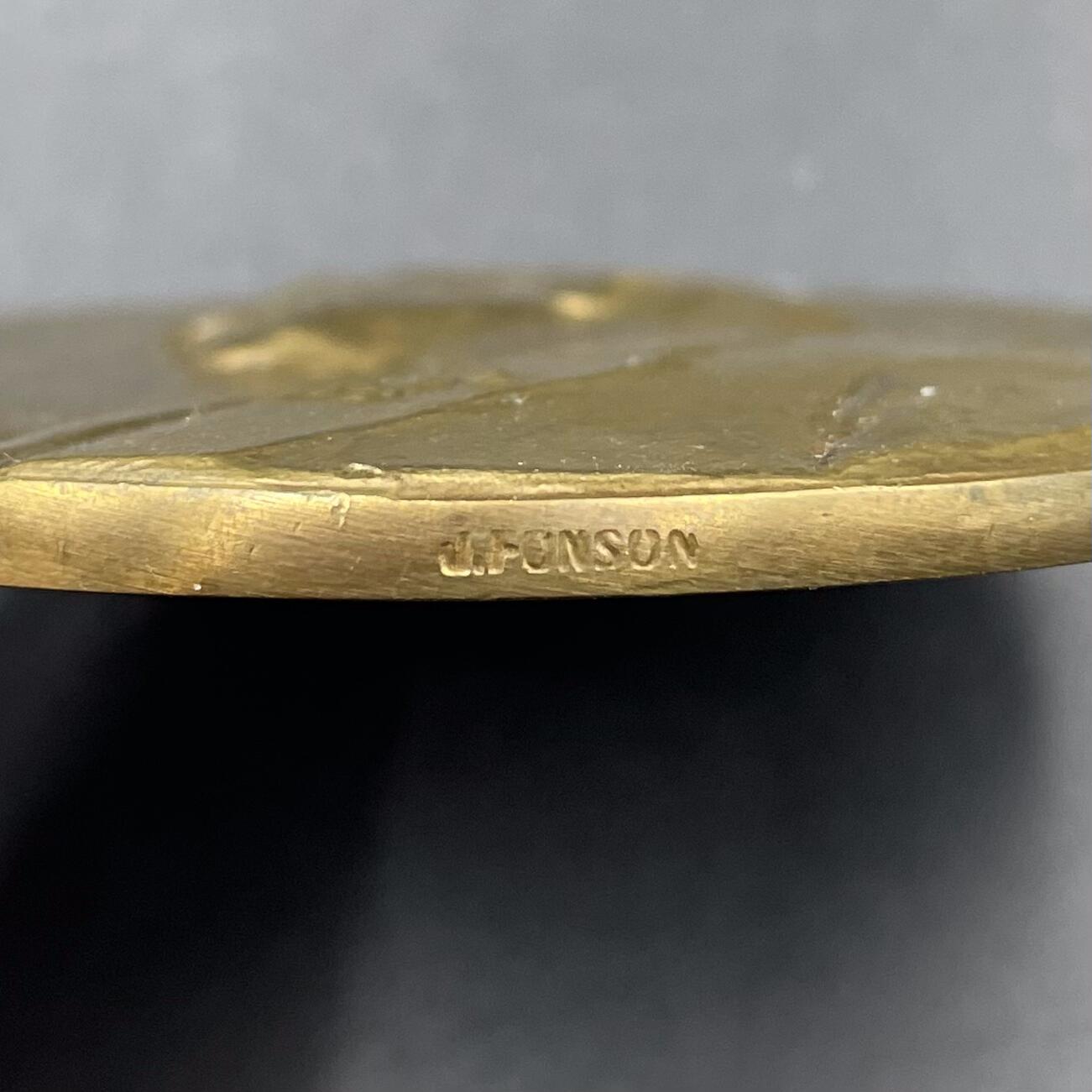 「木头集藏」章牌专场-第67场 G.Devreese～荷兰政治家奥古斯特·雷姆登克纪念大铜章，直径：70 mm，132g。正面刻画了荷兰政治家、曾任40年众议院议长的奥古斯特·雷姆登克左侧胸像。背面装饰花边烘托中央法语、荷兰语双语铭文，大意为“众议院议长奥古斯特·雷姆登克 1889年至1939年”。