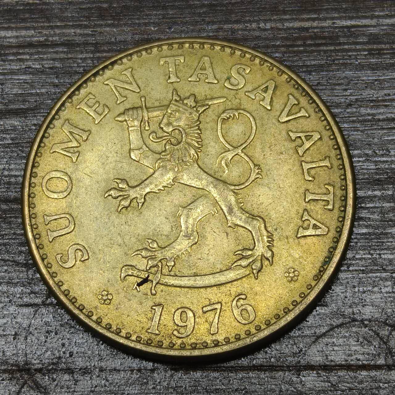 【铜匠收藏】★第142★散币专场 不寄存，30包邮。不满30元，支付5元运费。《接受代拍 代送NGC评级》 32【无寄存】芬兰 50芬尼 铜币 1976年 持剑狮子