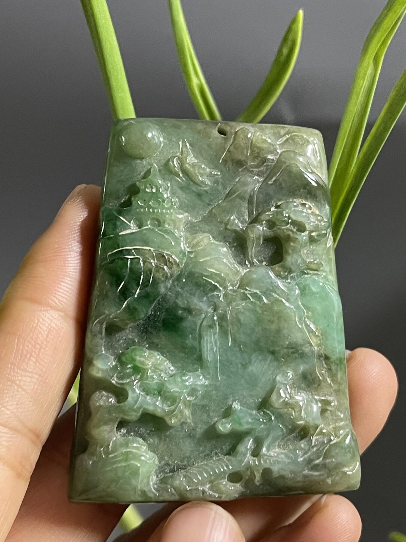 喵了个咪的第二期玉器杂项拍卖 天然翡翠山水牌