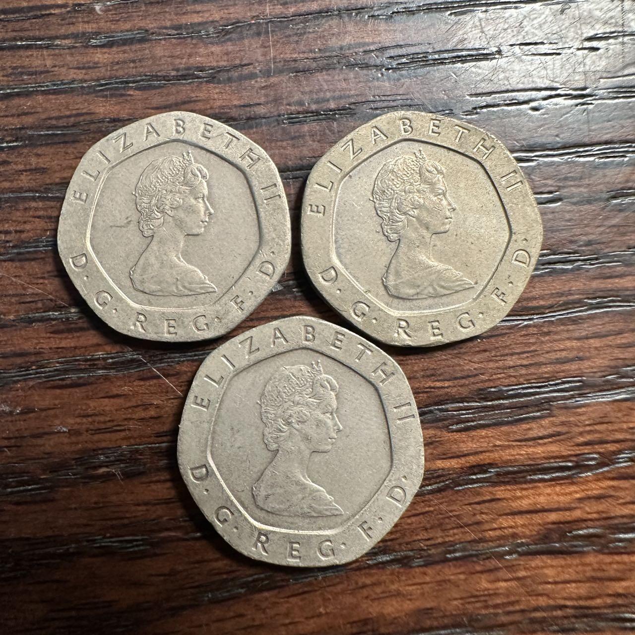 蒂克钱币-第58场 外国散币 奥运/博览会纪念章免佣限时拍 英国 20便士 三枚