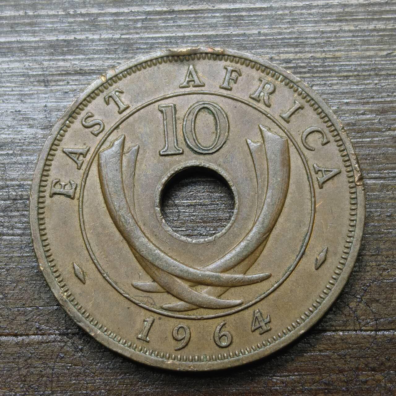 【铜匠收藏】★第142★散币专场 不寄存，30包邮。不满30元，支付5元运费。《接受代拍 代送NGC评级》 41【无寄存】英属东非 1964年 10分 铜币