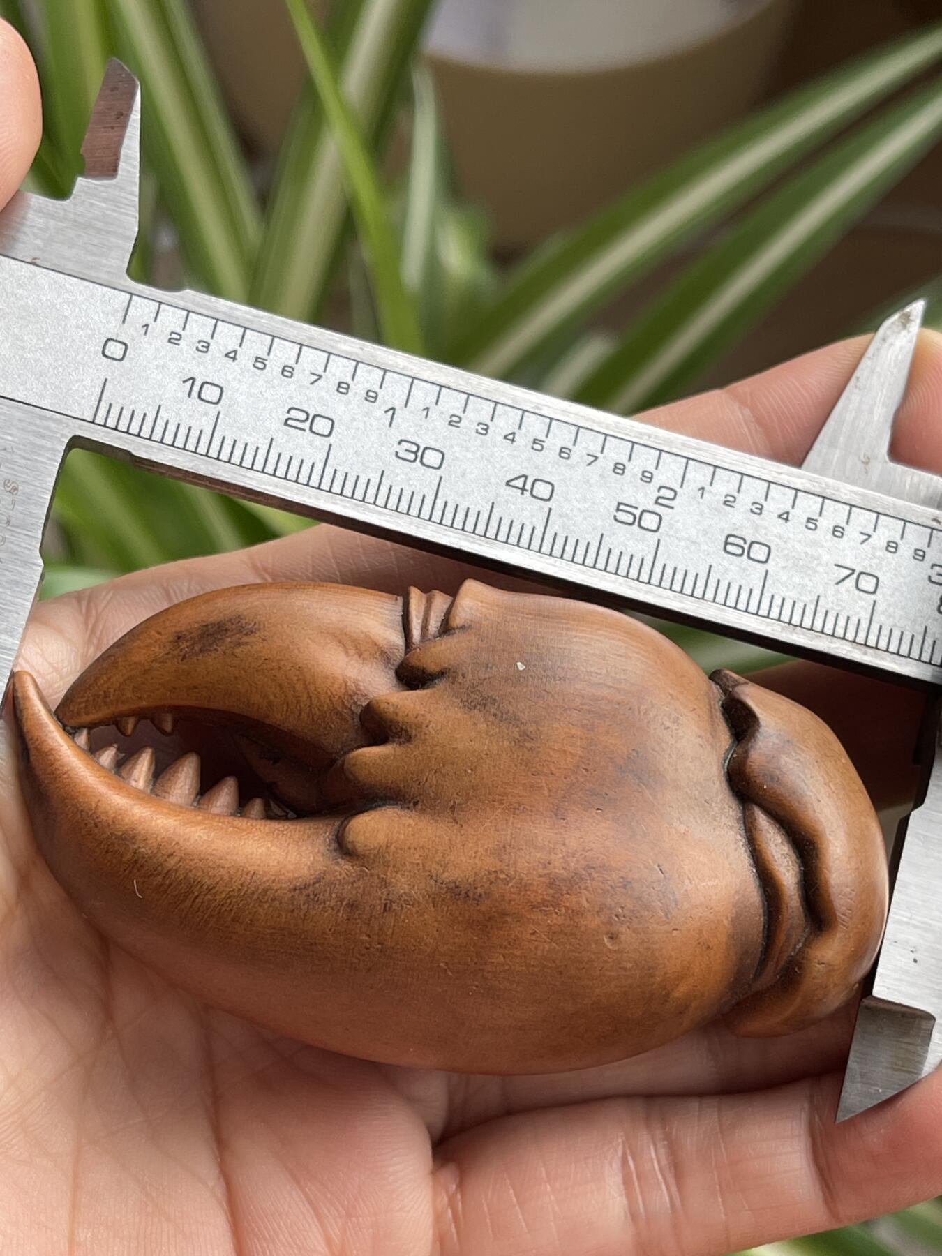 喵了个咪的第三期木器杂项小摆件拍卖 黄杨木蟹钳手