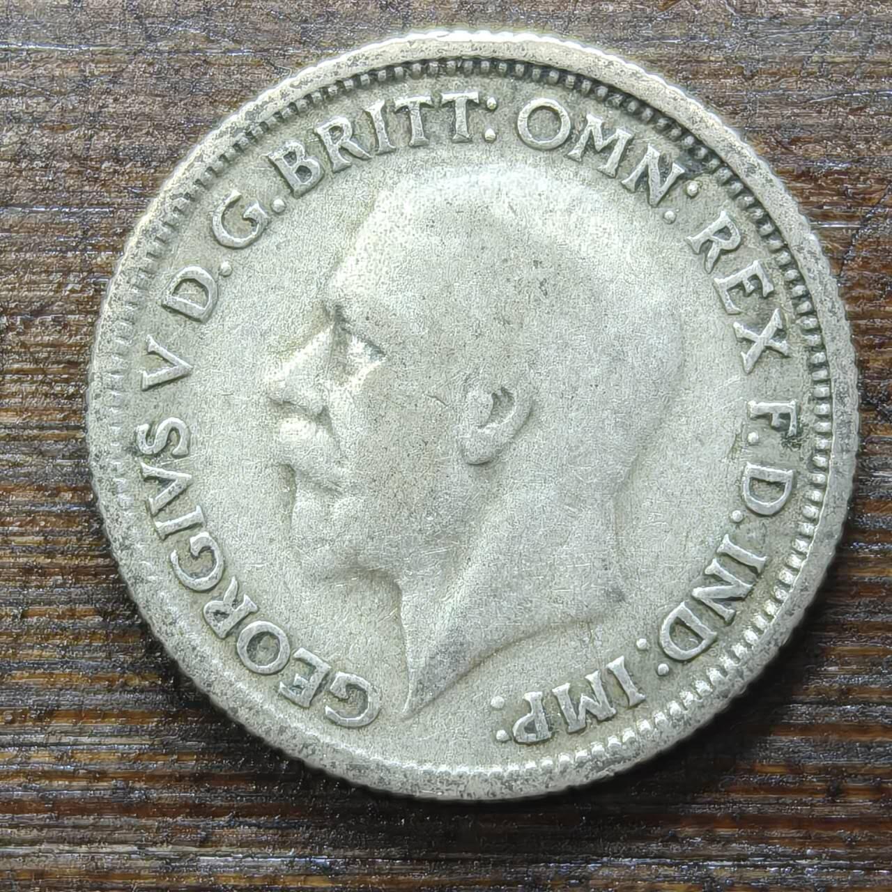 【春节前最后一拍，下一场3.3号】★第139加场★银币专场 不寄存，200包邮。不满200元，支付5元运费。《接受代拍 代送NGC评级》 5【无寄存】英国 1929年 6便士 乔五 银币 