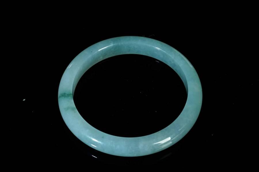 上海都达杂项专场十二（全场包邮】 天然冰晴种飘花翡翠（A货）手镯89-6