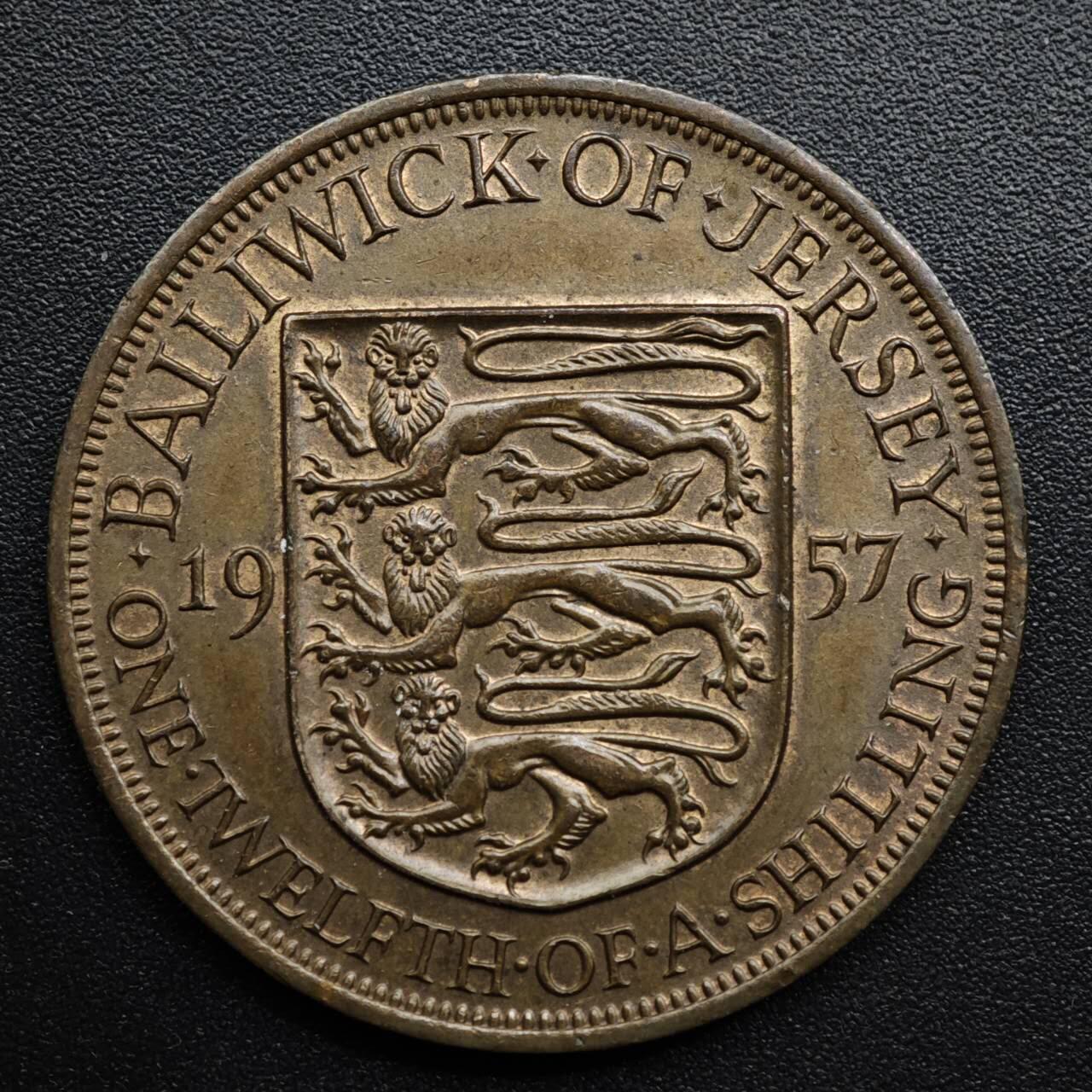 【淘币小摊】限时拍第八百五十七拍  老铜币场  满百包邮可预留两周  周一统一发货  泽西岛957年伊丽莎白二世1/12先令铜币