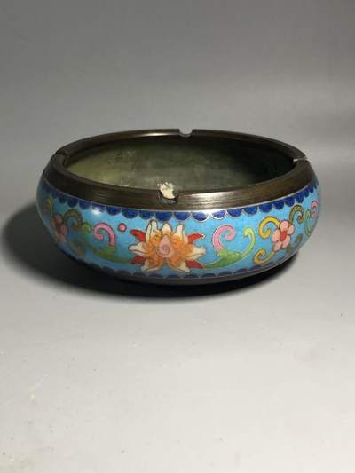 第五期杂项配饰拍卖 - 铜胎珐琅彩香炉有缺损