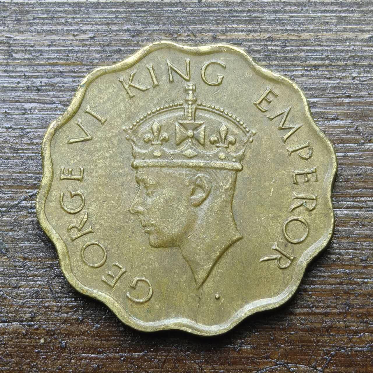 【铜匠收藏】★第142★散币专场 不寄存，30包邮。不满30元，支付5元运费。《接受代拍 代送NGC评级》 85【无寄存】英属印度 1945年 1安娜 铜币 乔治六世