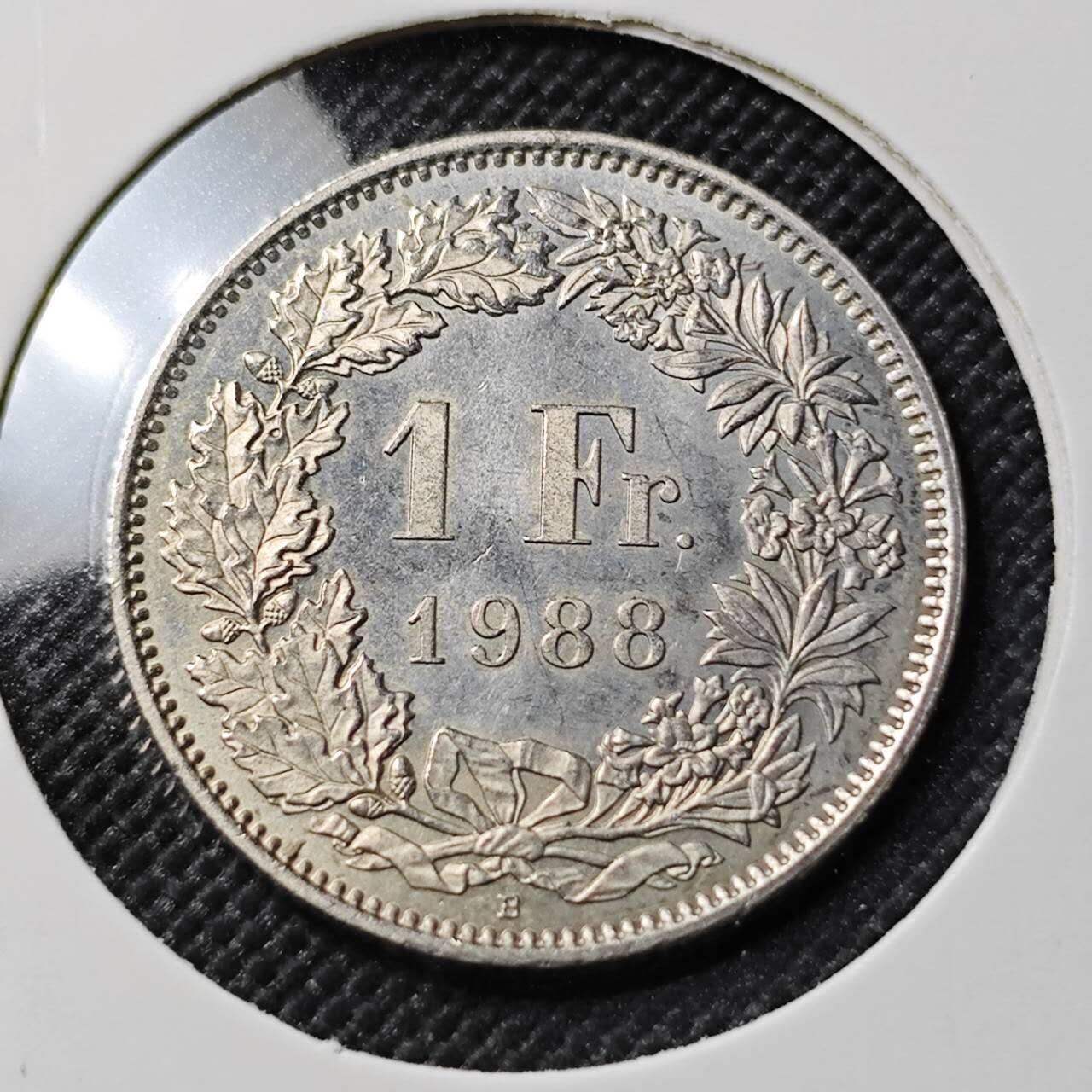 KK钱币收藏小铺  第390期  2月预留时间 周末发货  1988瑞士1法郎