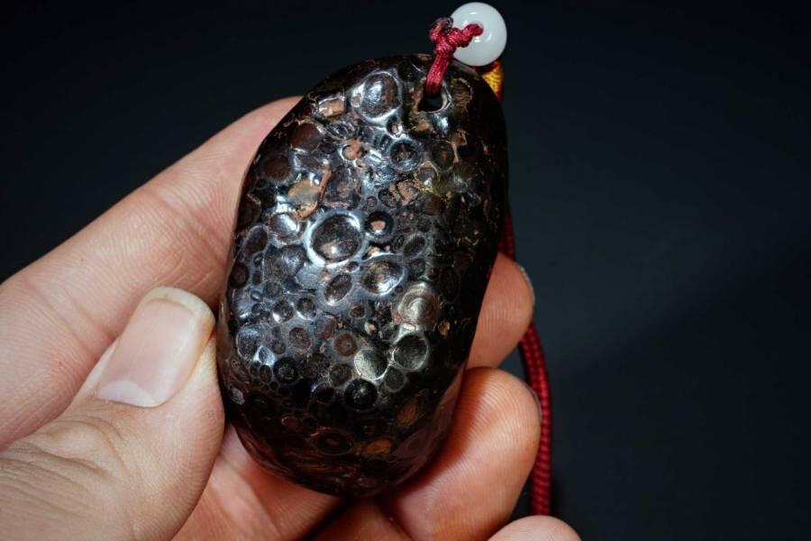 上海都达杂项专场十二（全场包邮】 陨石手把件89-3