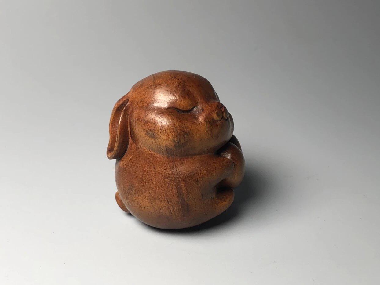 喵了个咪的第三期木器杂项小摆件拍卖 黄杨木小兔子