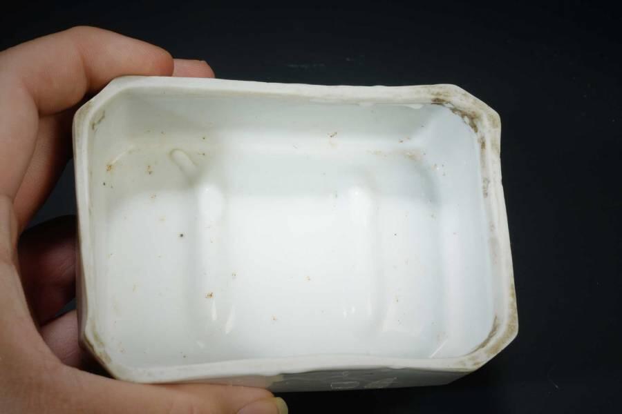 上海都达杂项专场十二（全场包邮】 粉彩花卉肥皂盒83-57