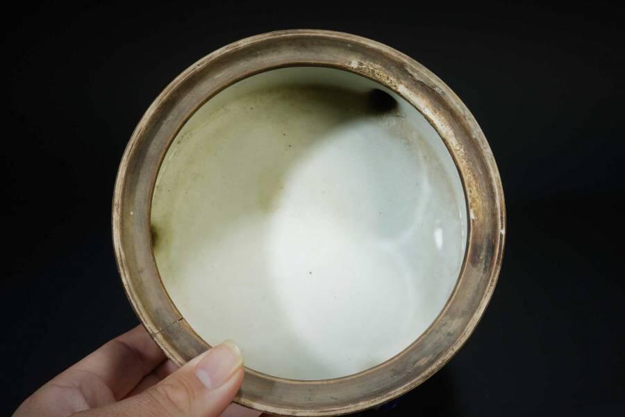 上海都达杂项专场十二（全场包邮】 青花花鸟纹三足盖罐83-60