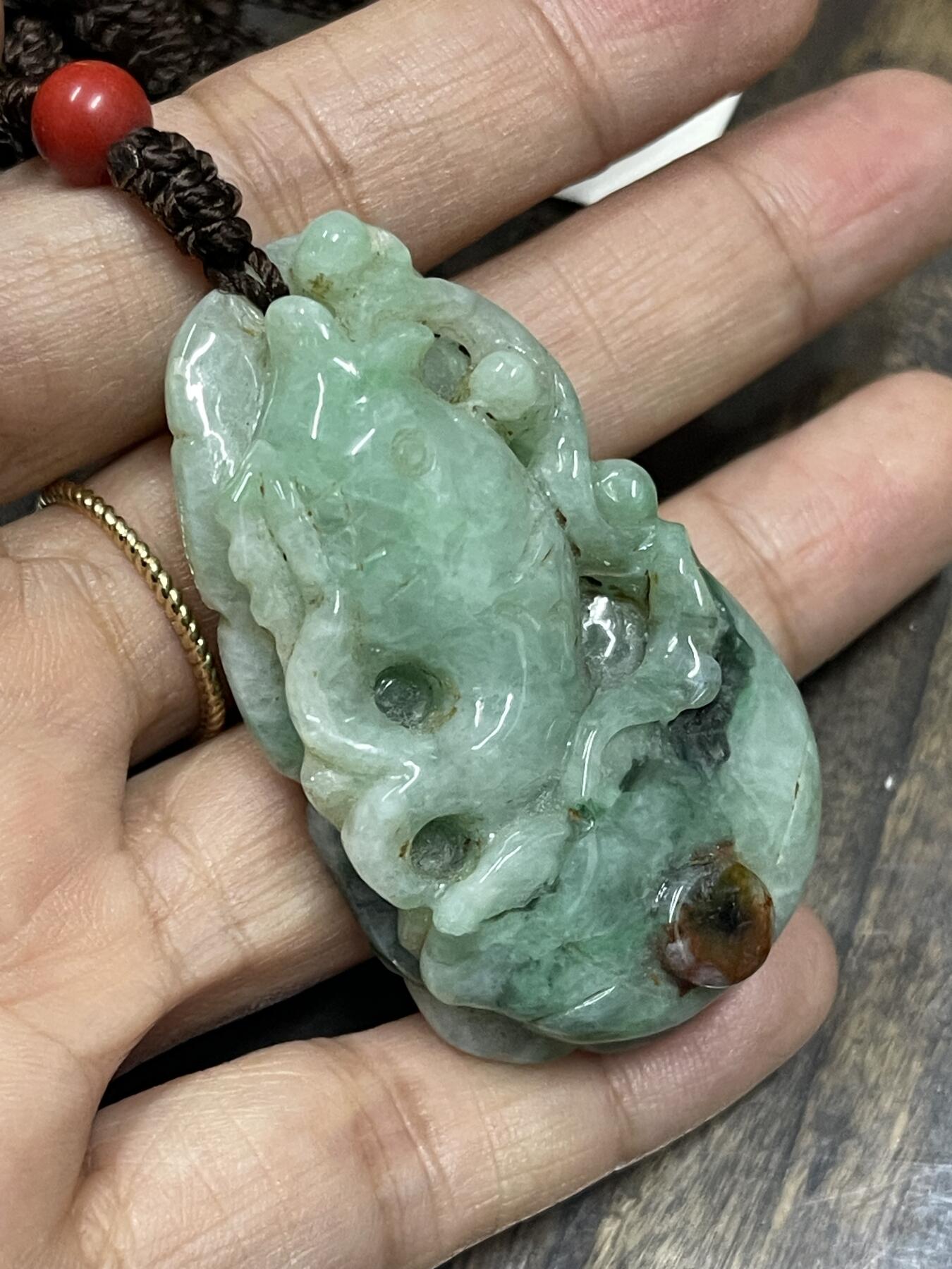 喵了个咪的第二期玉器杂项拍卖 翡翠鱼挂坠