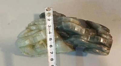 老和田玉正宗籽料巧雕山子摆件  老和田玉籽料巧雕山子摆件  