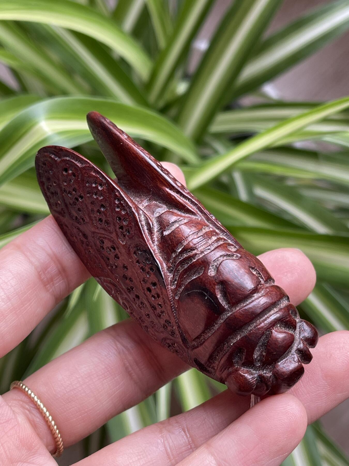 喵了个咪的第三期木器杂项小摆件拍卖 红酸枝一鸣惊人