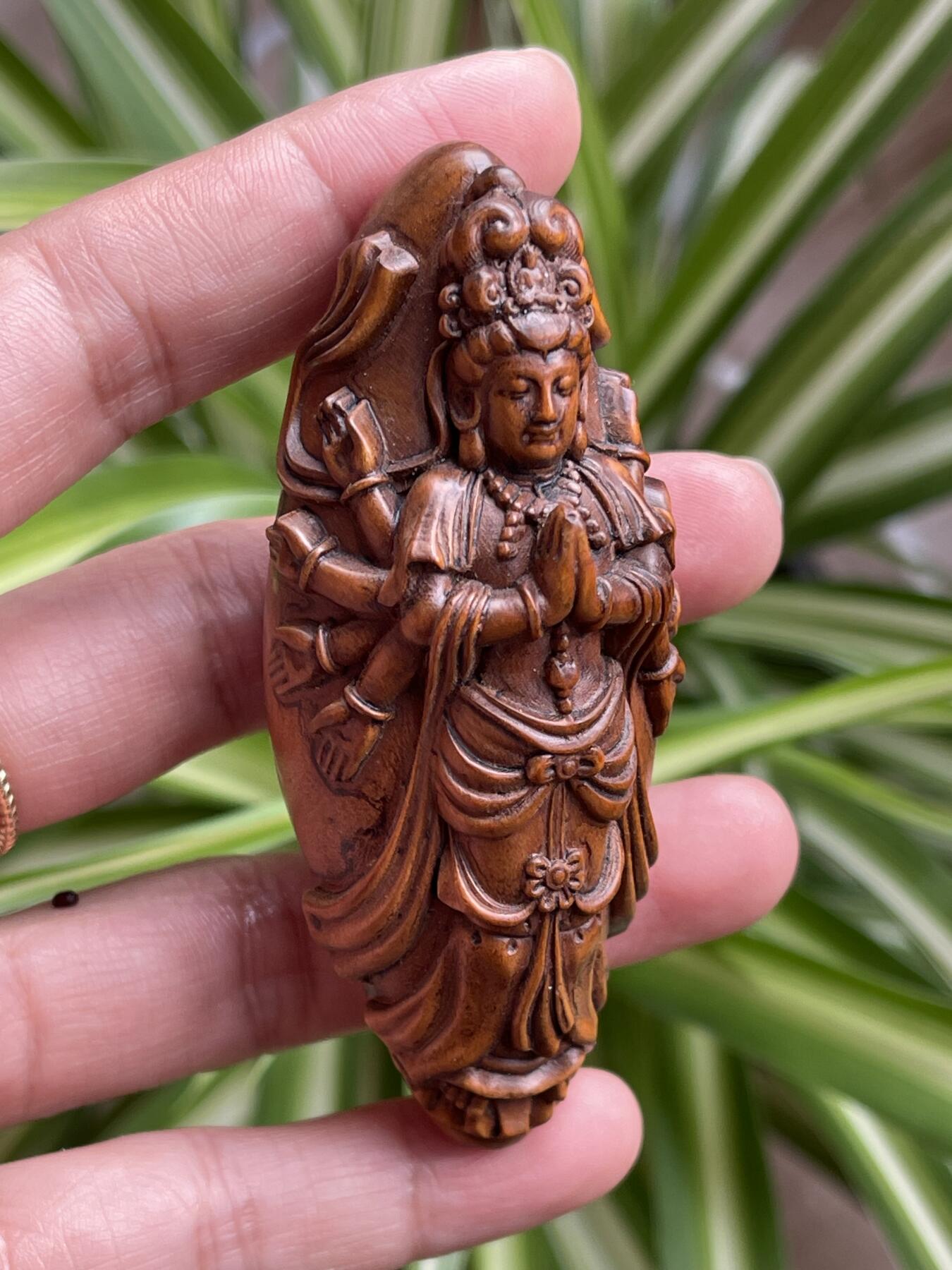 喵了个咪的第三期木器杂项小摆件拍卖 黄杨木千手观音