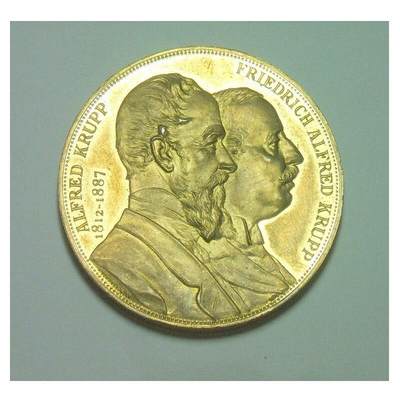 德国1892年 克虏伯军火商父子及雕像高浮雕精制大镀金章 42MM - 德国1892年 克虏伯军火商父子及雕像高浮雕精制大镀金章 42MM